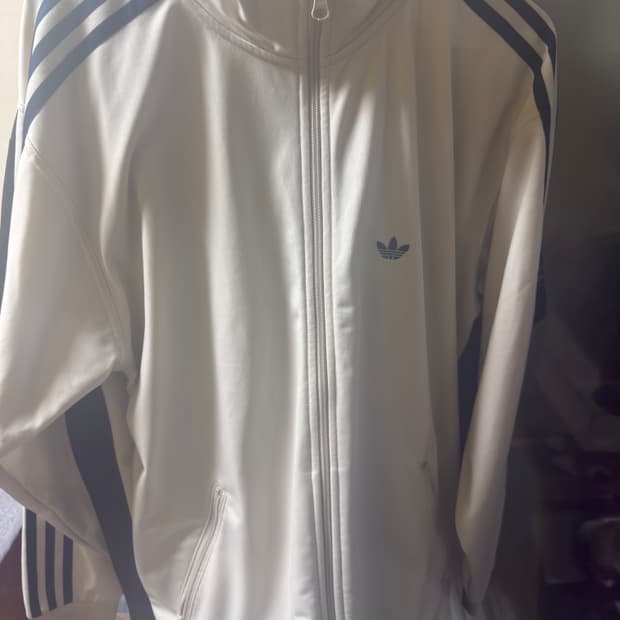 아디다스 오리지널 베겐바우더 트랙탑