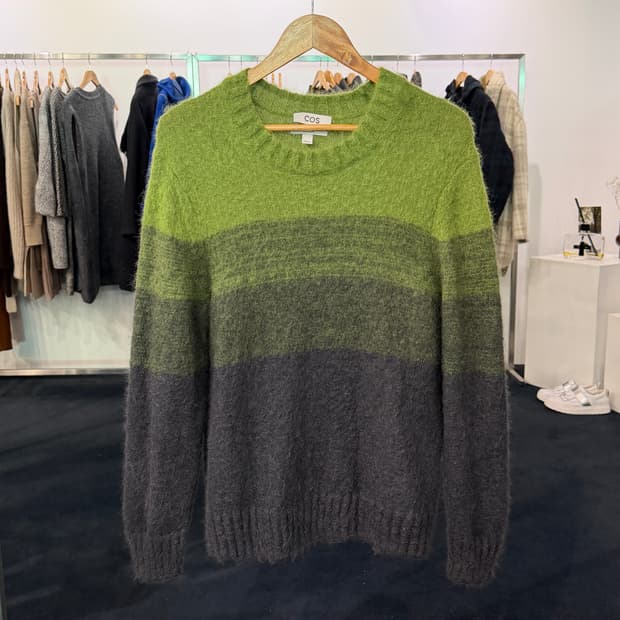 [M] COS 레귤러핏 니트