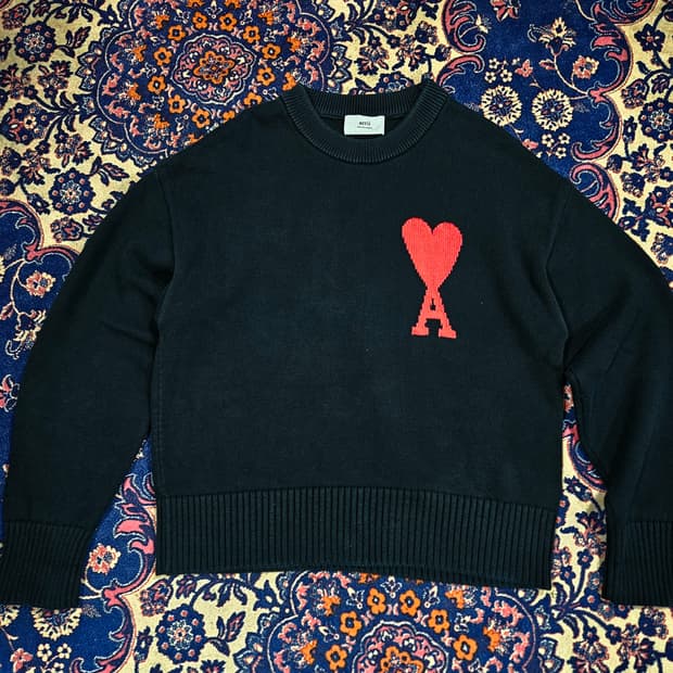 아미(AMI) 22ss 빅 하트 로고 루즈핏 스웨터 L size