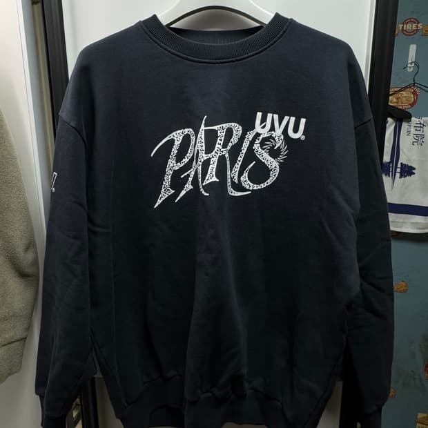 uvu 파리 맨투맨 XL