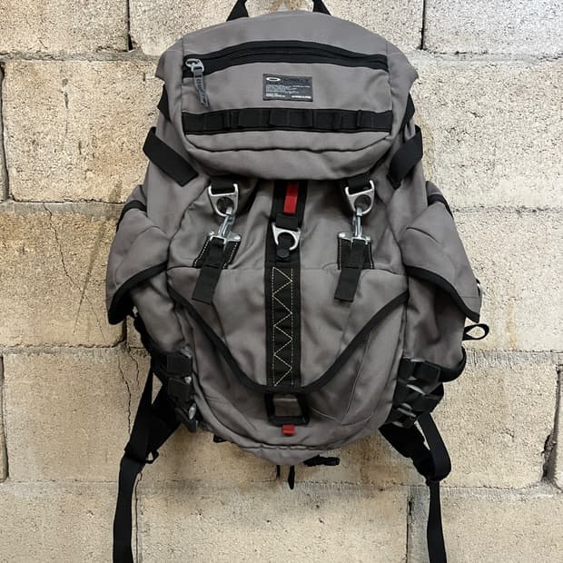 오클리 택티컬 필드 기어 백