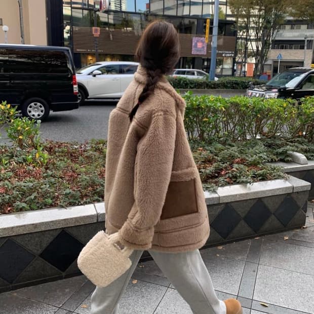 (새상품)프리러브 베어 양면 무스탕