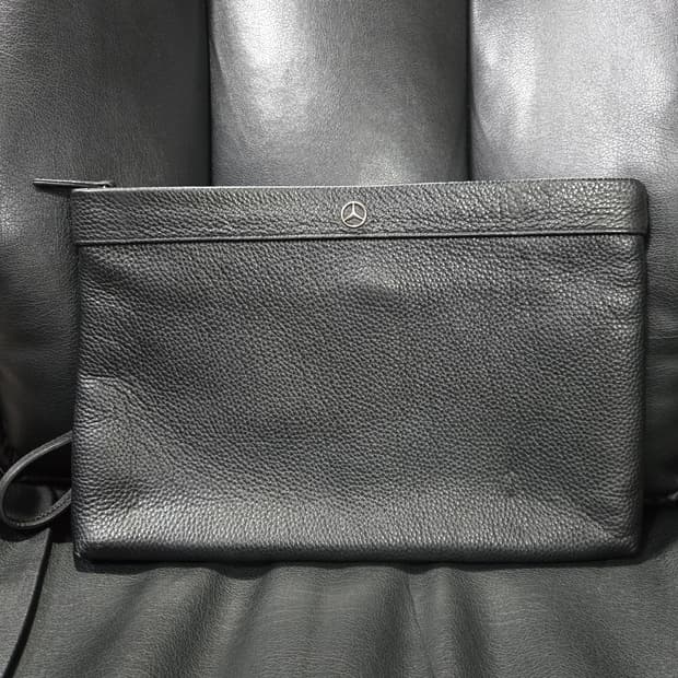 메르세데스 벤츠 클러치 백 