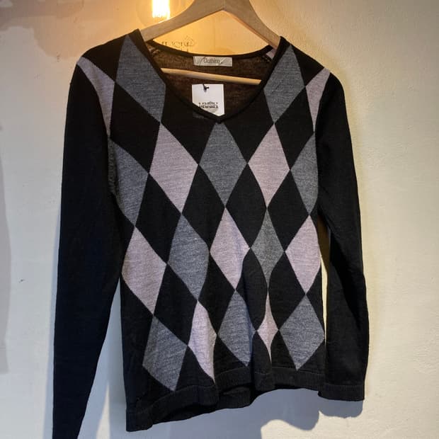 아가일 울,아크릴 혼방 브이넥 슬림 니트 