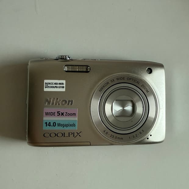 (상태좋음,작동잘됨) 니콘 쿨픽스 s3100 실버 디카 