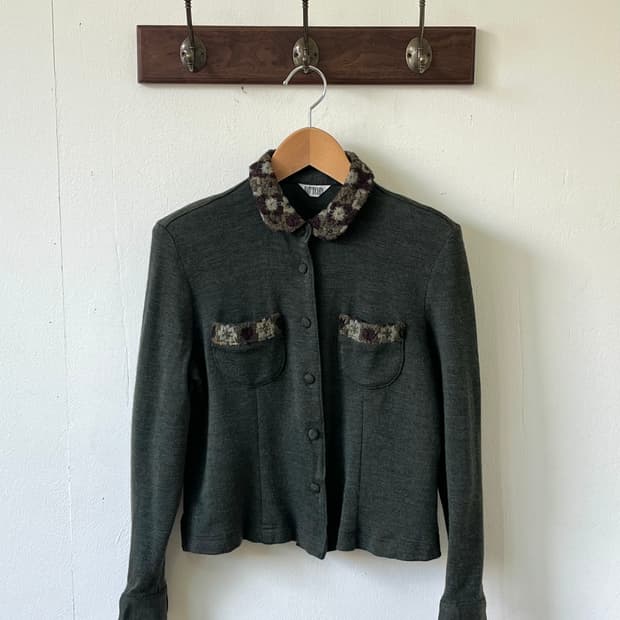 BAT‘TCIRY 플라워 카라 숏 가디건