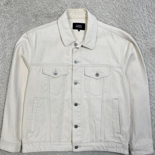 무신사 스탠다드 크림 트러커 자켓/#2704