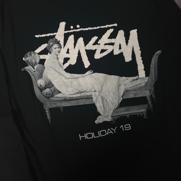 스투시 홀리데이 19 긴팔 티셔츠 M사이즈