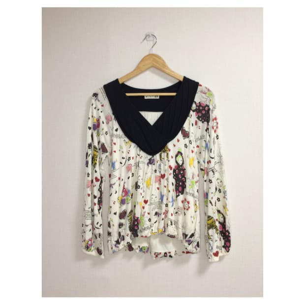 Scolar 스칼라 프린팅 벌룬 브이넥 긴팔