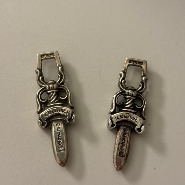 크롬하츠 10대거 대거팬던트