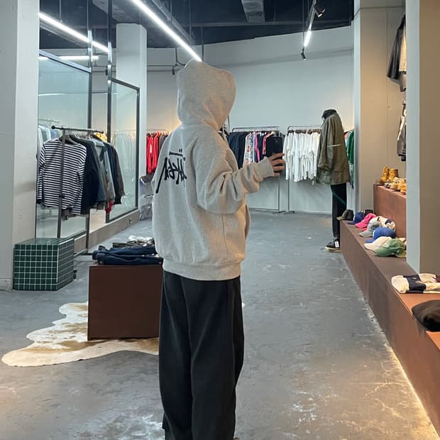 스투시 베이직 로고 기모 후드티 H2059