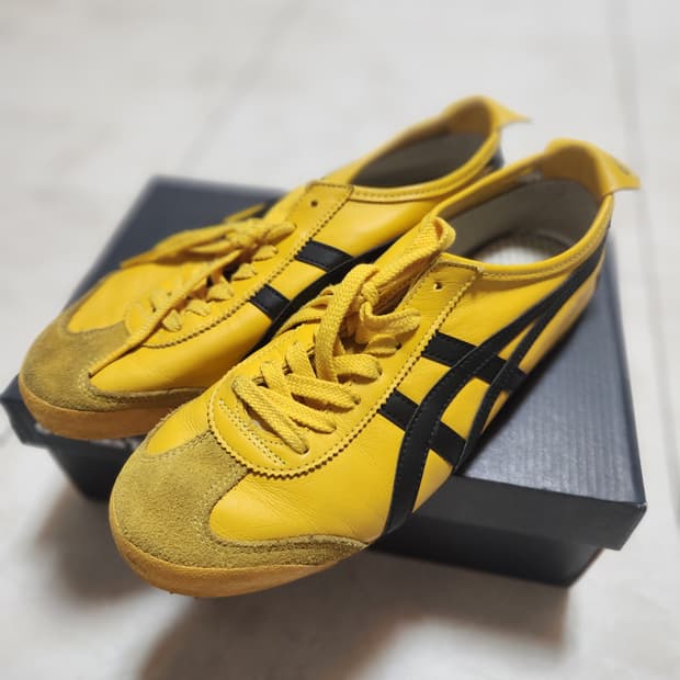 오니츠카타이거 멕시코66 옐로우 블랙 265사이즈 