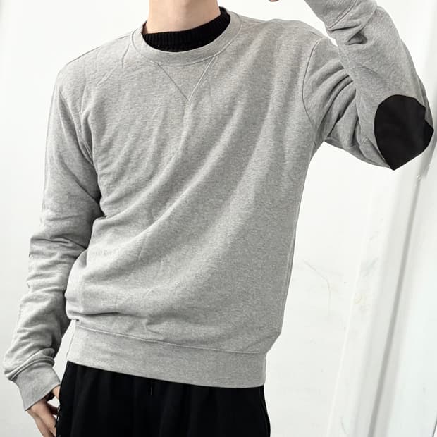 메종 마르지엘라 엘보 패치 맨투맨