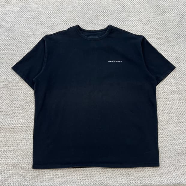 메종미네드 로고 반팔티 r3436