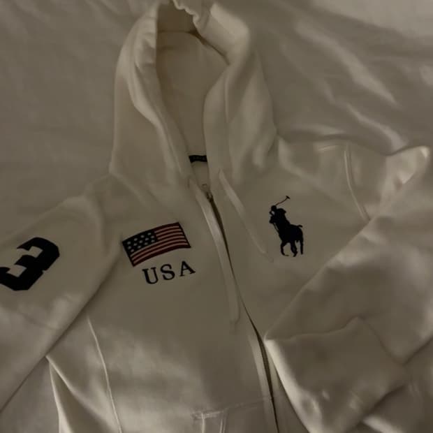 폴로 빅포니 화이트 후드집업