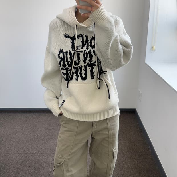 Ajobyajo 아조바이아조 아이보리 니트 후드티