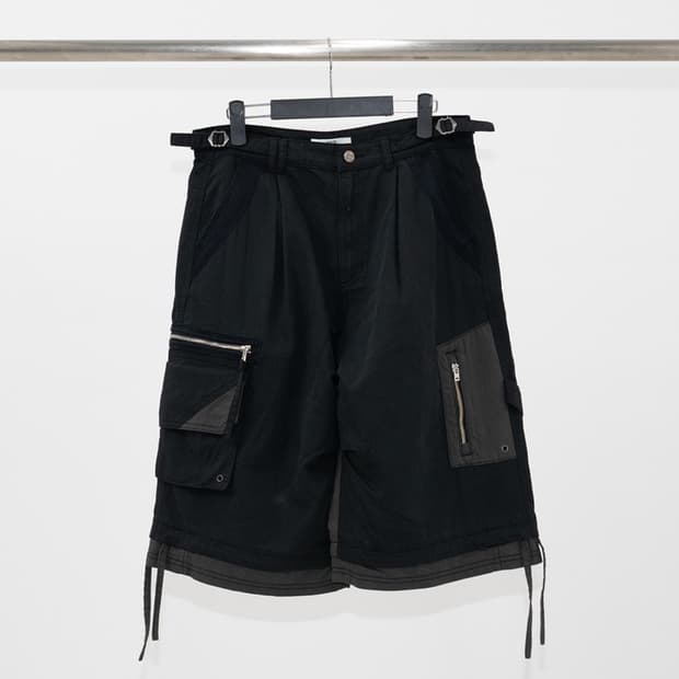 LAYERED CARGO BERMUDA SHORTS (BLACK)