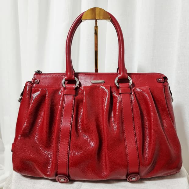 셀린느 레드 에나멜 가죽 토트백 (사이즈 넉넉함) 상태양호