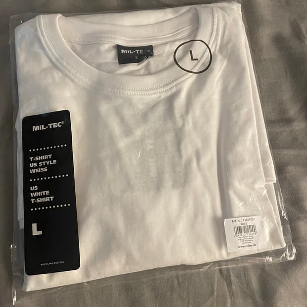 밀텍 반팔 티셔츠 화이트