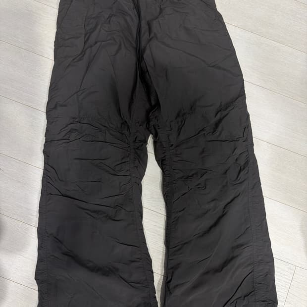 폴리테루 휴먼인덱스 나일론 시어링 플라레드 팬츠 1사이즈 차콜