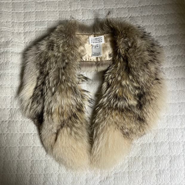 마틴 마르지엘라 08fw 코요테 퍼 머플러