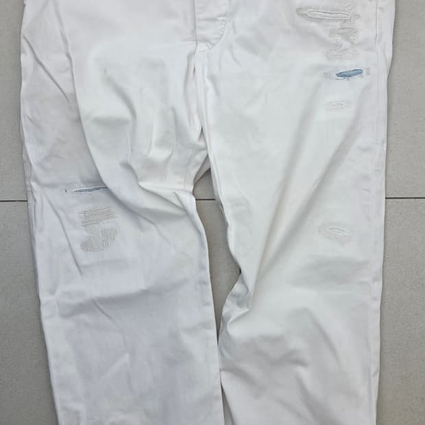 폴로 랄프로렌 디스트레스트 화이트 팬츠