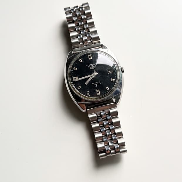 70s Seiko5 Autmatic Vintage Metal Watch