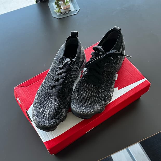 nike air vapormax flyknit 3.0 triple