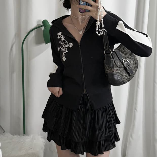 블랙 펑크 프린팅 투웨이 후드 집업