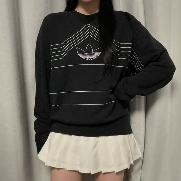 아디다스 맨투맨