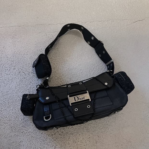 크리스찬 디올 스트릿 시크 콜럼버스 숄더백