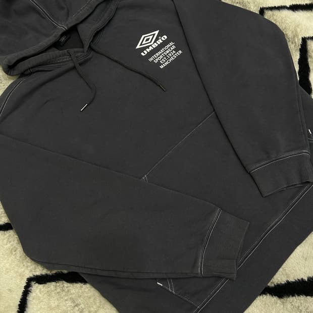 [XL]엄브로 아플리케 레터링 후드/챠콜그레이