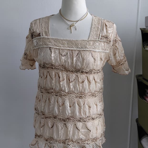 [빈티지] 레이스 숏 슬리브 블라우스 아이보리