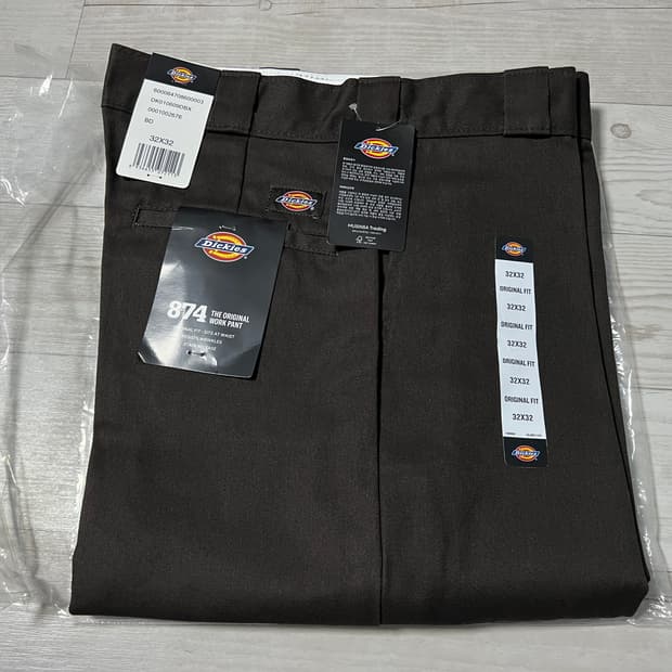 디키즈 874 다크브라운 32x32 새 제품