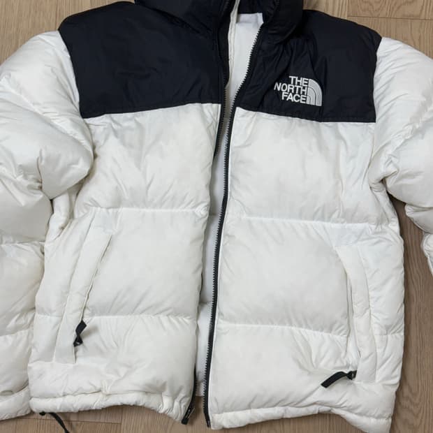 노스페이스 1996 에코 화이트