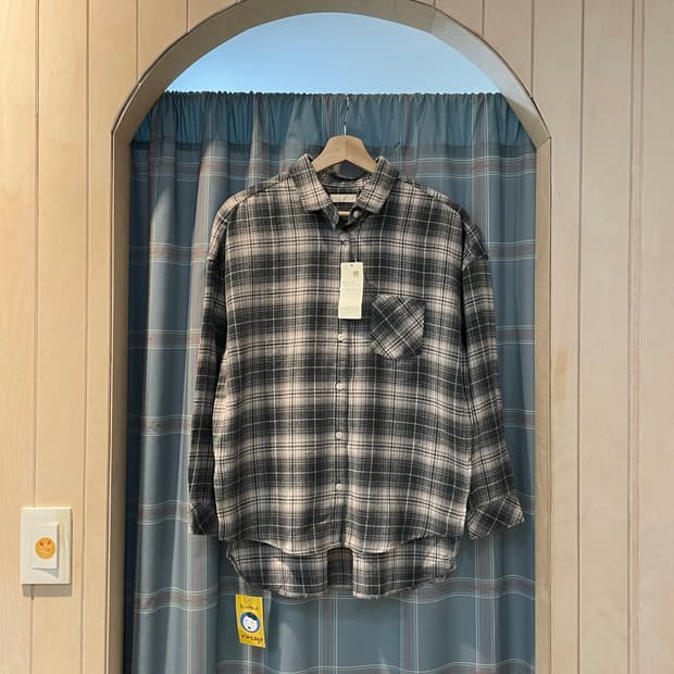 일본 얼스뮤직 체크셔츠 (새상품)