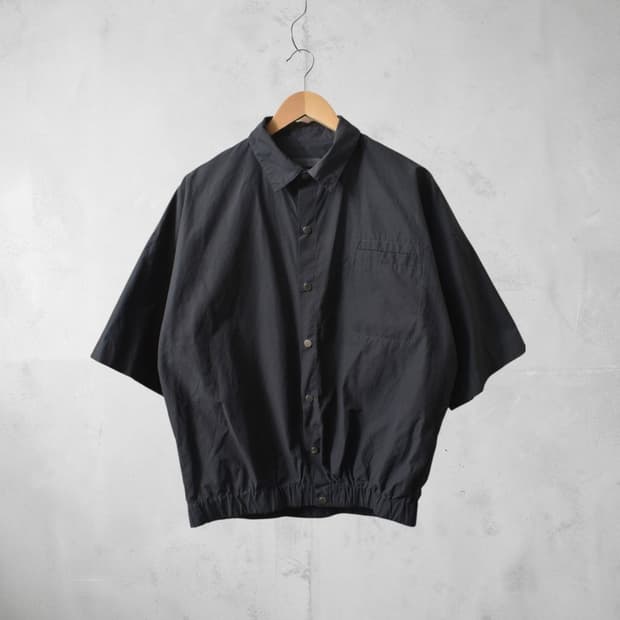 이로옴므 반팔 셔츠 M0495