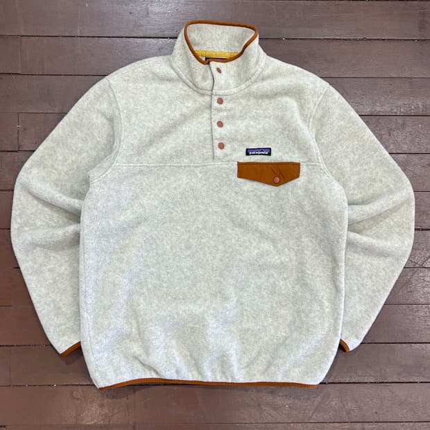 파타고니아 신칠라 후리스