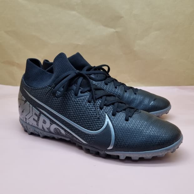 나이키 머큐리얼 슈퍼플라이7 풋살화235