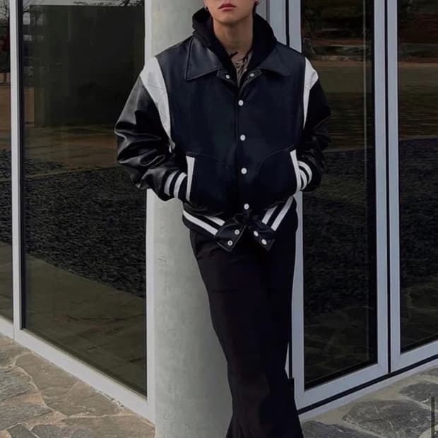 벌스데이수트 에코 레더 스타디움 자켓L