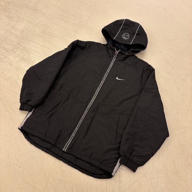 나이키 올드스쿨 베스킷볼 점퍼