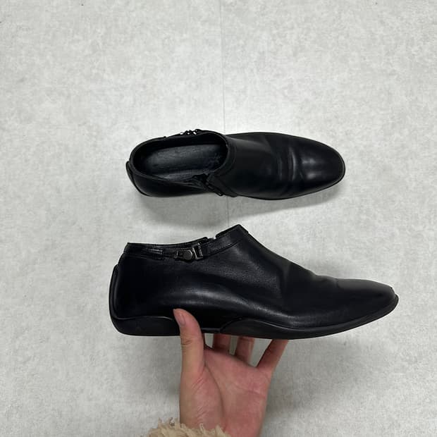 막스마라 레더 앵클 슈즈  