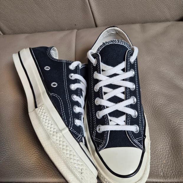 컨버스 몰든 스트릿 옵시디언 남녀공용 235