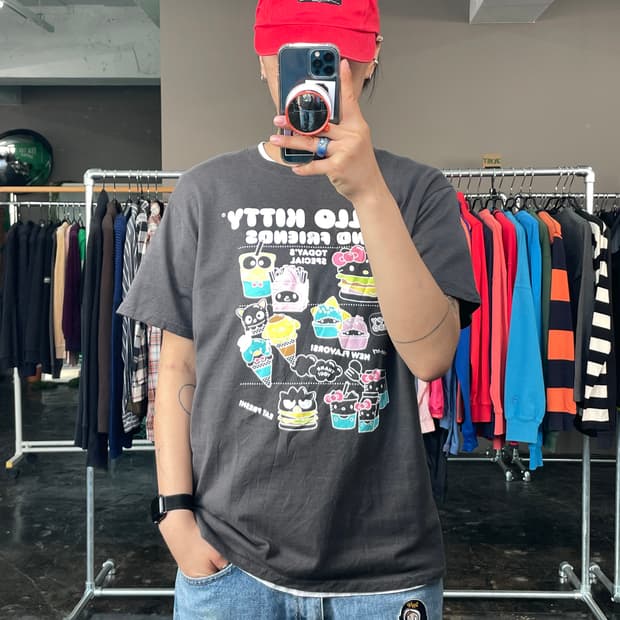 헬로 키티 프린팅 티셔츠
