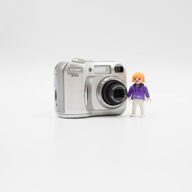 Nikon Coolpix 3100 (니콘 쿨픽스 3100)