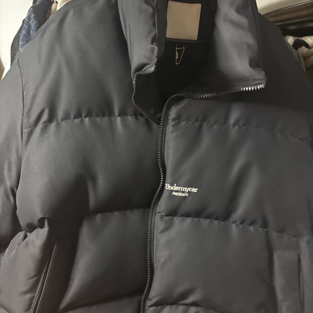 언더마이카 무 1.5 안티 크롭 패딩