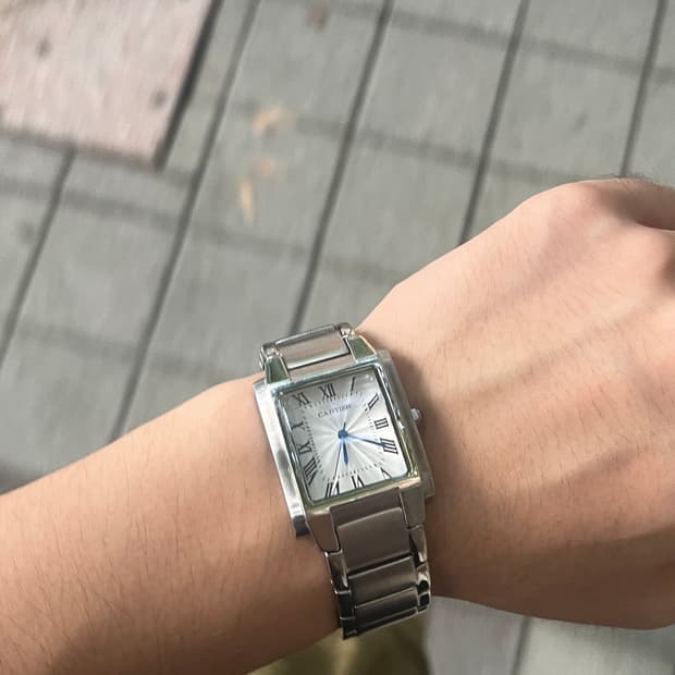 까르띠에 탱크 프랑세즈 쿼츠