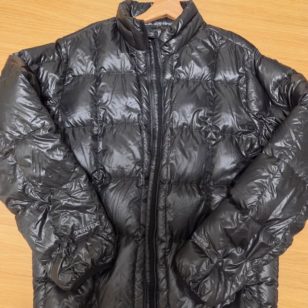 디네댓 퍼텍스 경량 패딩 m