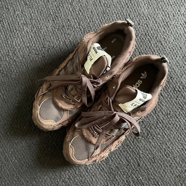 (250)아디다스x송포더뮤트 쉐도우터프