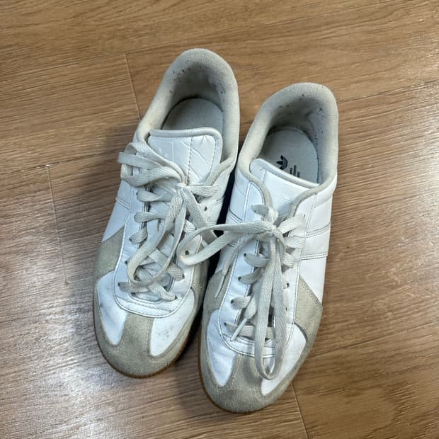 아디다스 독일 스니커즈 팝니다 260